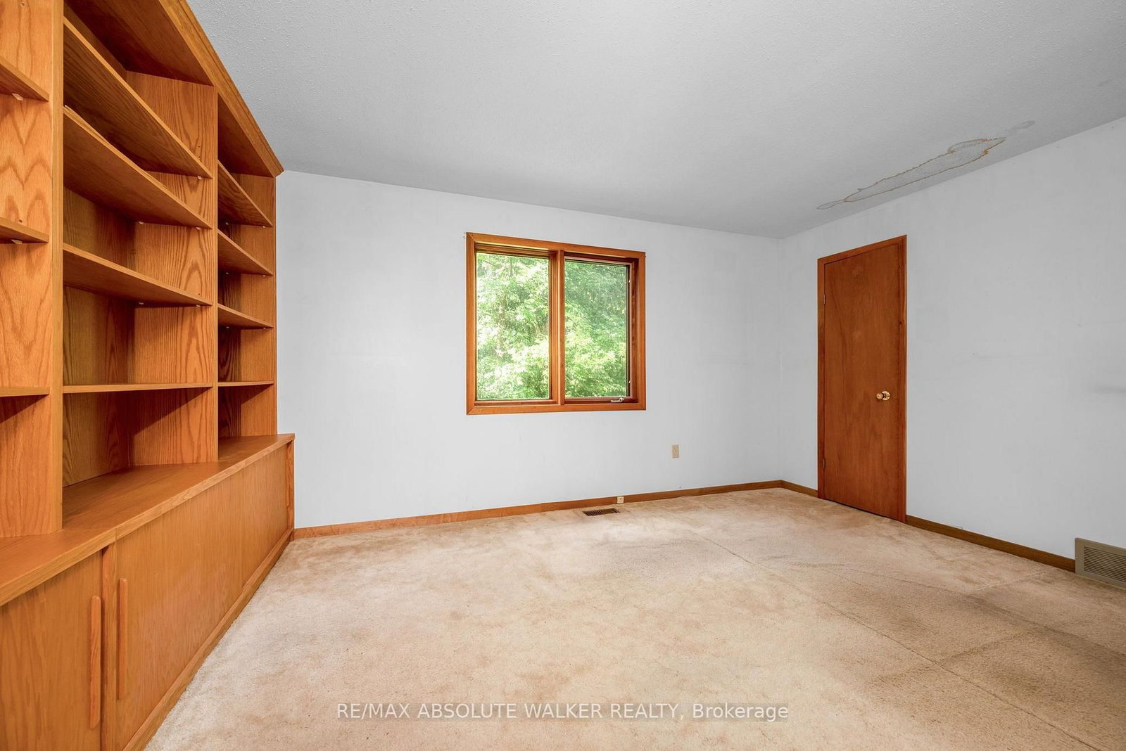 219 Deerwood Drive • Kinburn, ON photo 21