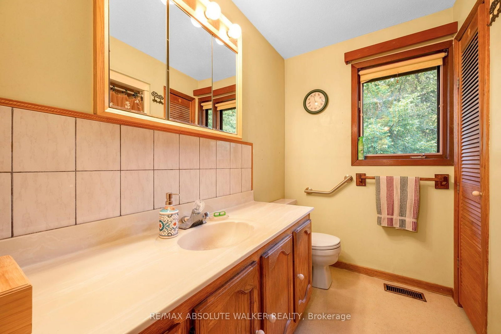 219 Deerwood Drive • Kinburn, ON photo 36