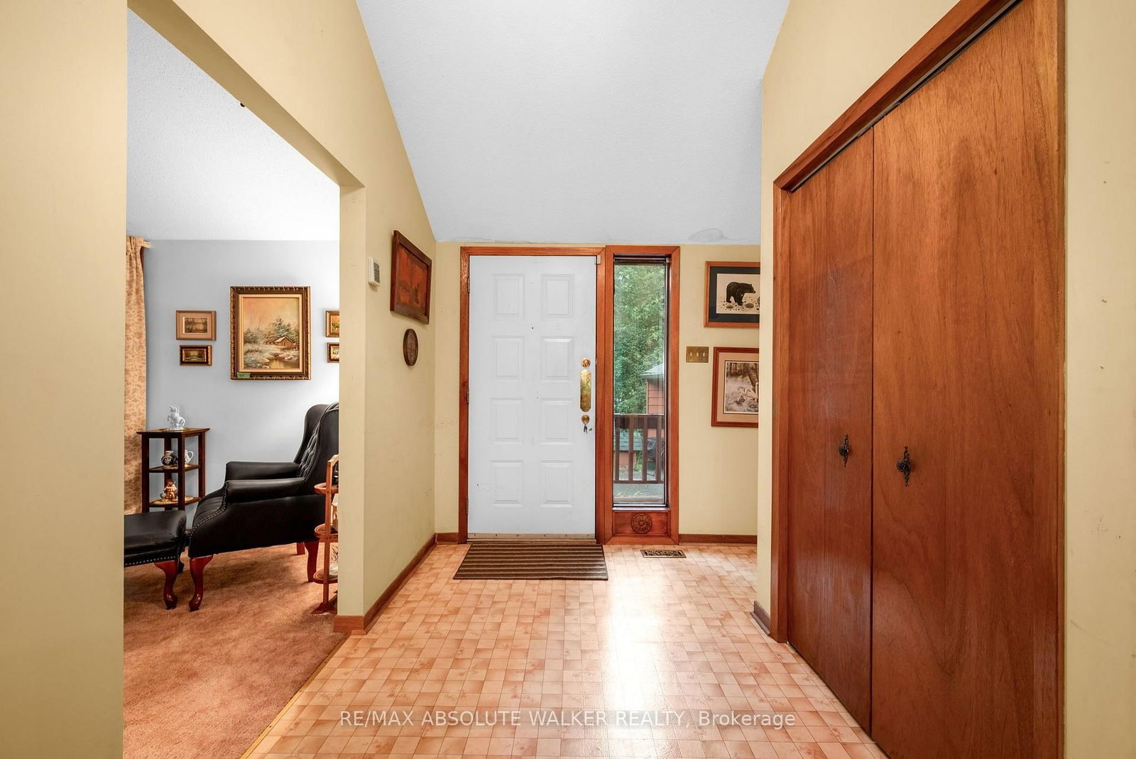219 Deerwood Drive • Kinburn, ON photo 4