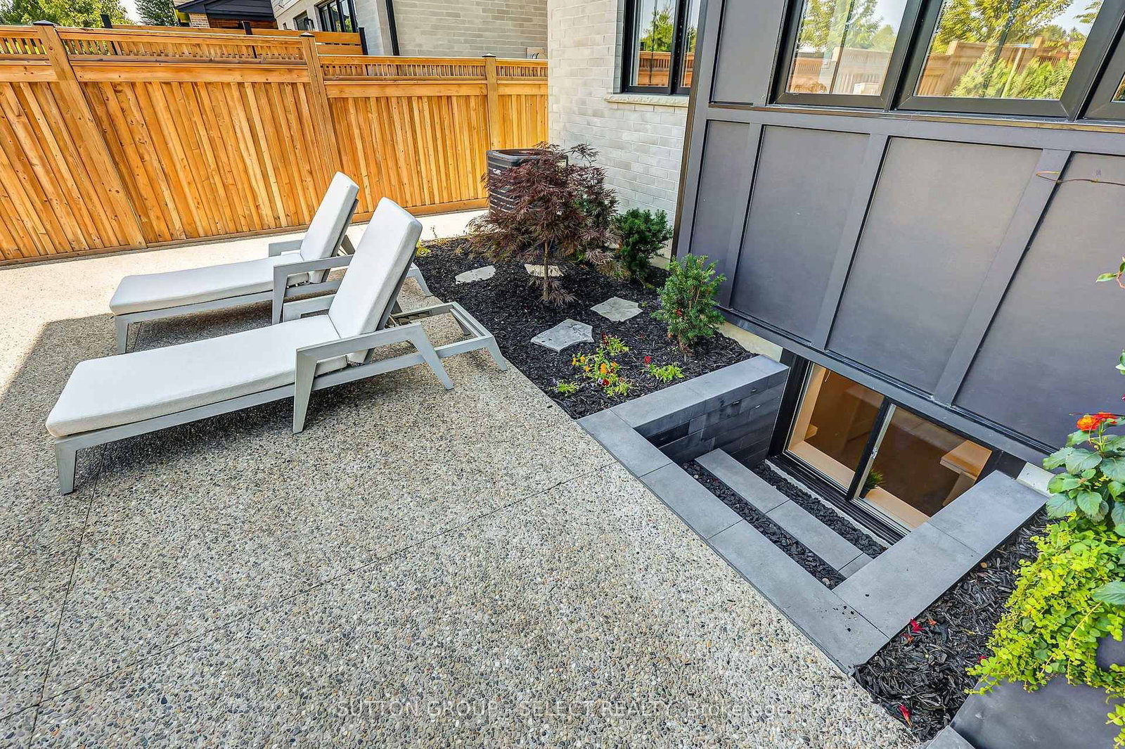 239 Foxborough Place • Thames Centre, ON photo 47