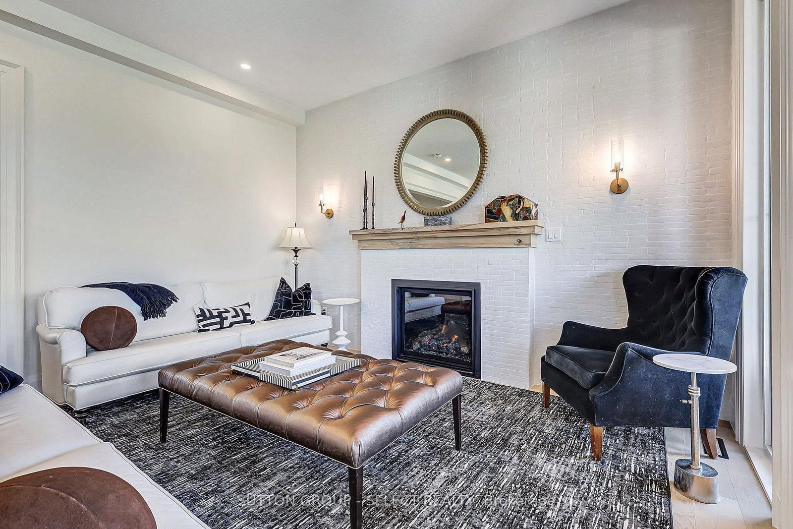 239 Foxborough Place • Thames Centre, ON photo 8