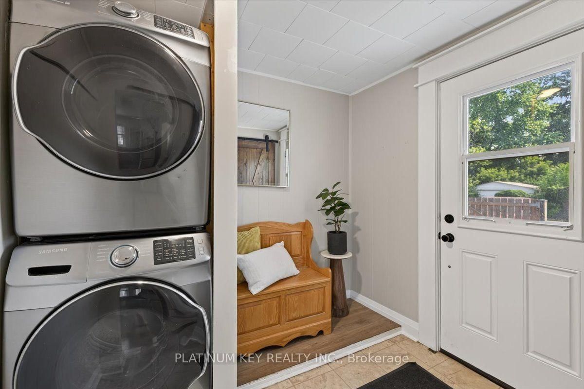 8624 Glendon Drive • Strathroy-Caradoc, ON photo 18