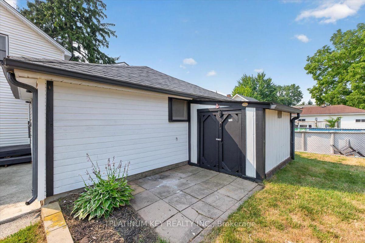 8624 Glendon Drive • Strathroy-Caradoc, ON photo 28