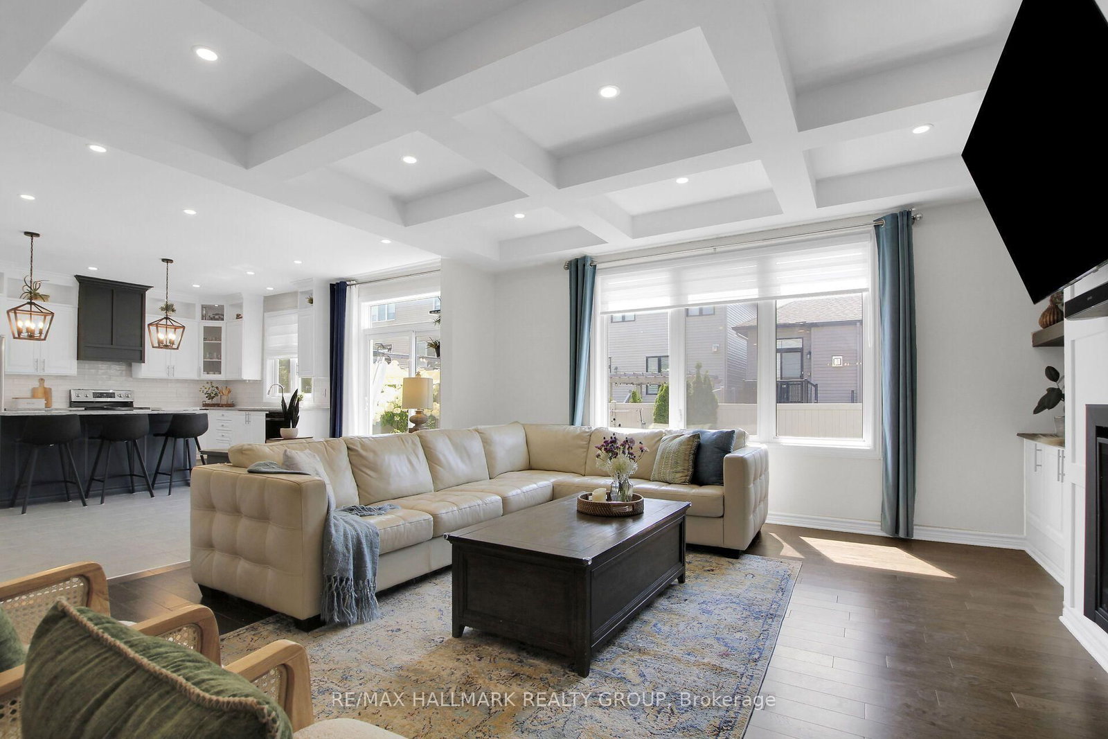 636 Eagle Crest Heights • Ottawa, ON photo 12
