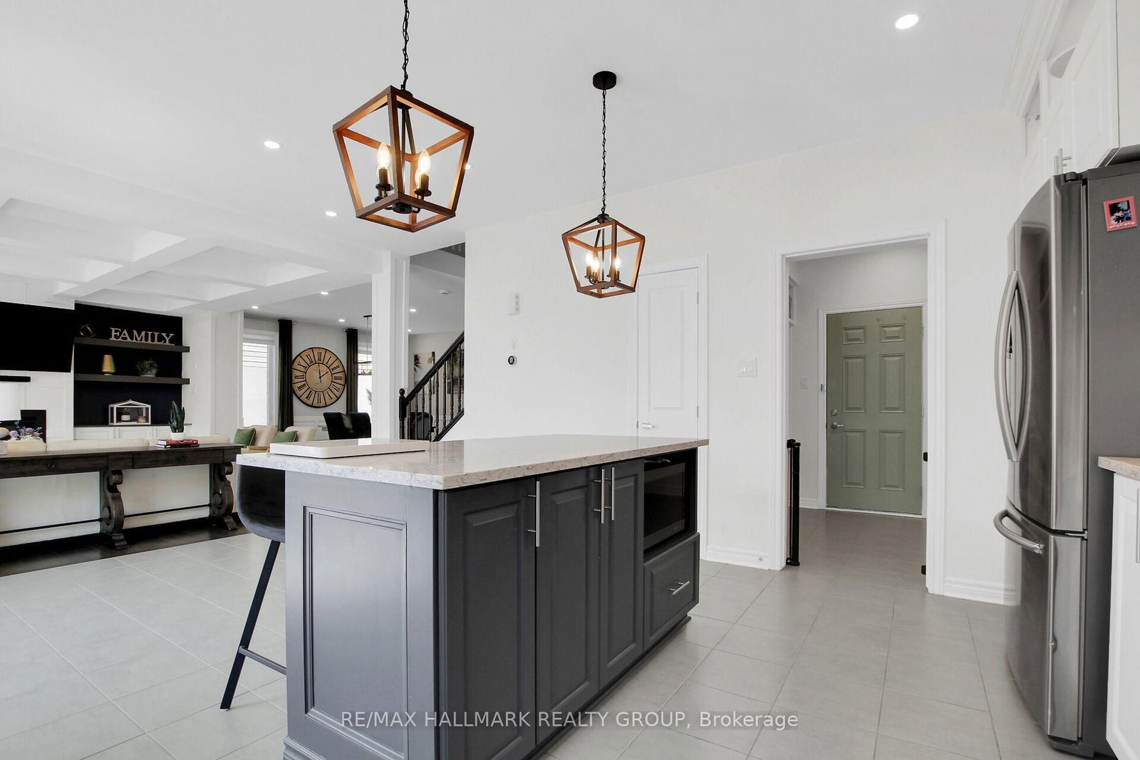 636 Eagle Crest Heights • Ottawa, ON photo 18
