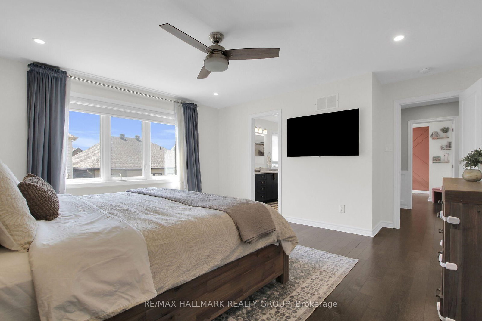 636 Eagle Crest Heights • Ottawa, ON photo 24