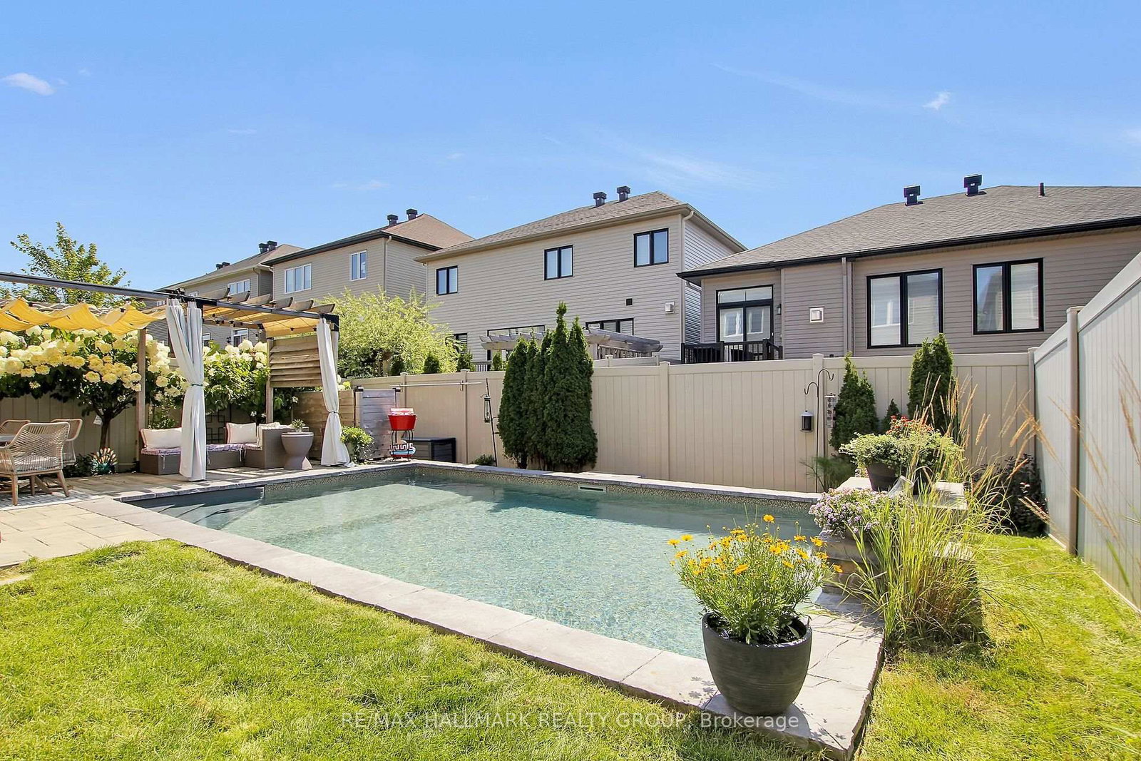 636 Eagle Crest Heights • Ottawa, ON photo 45