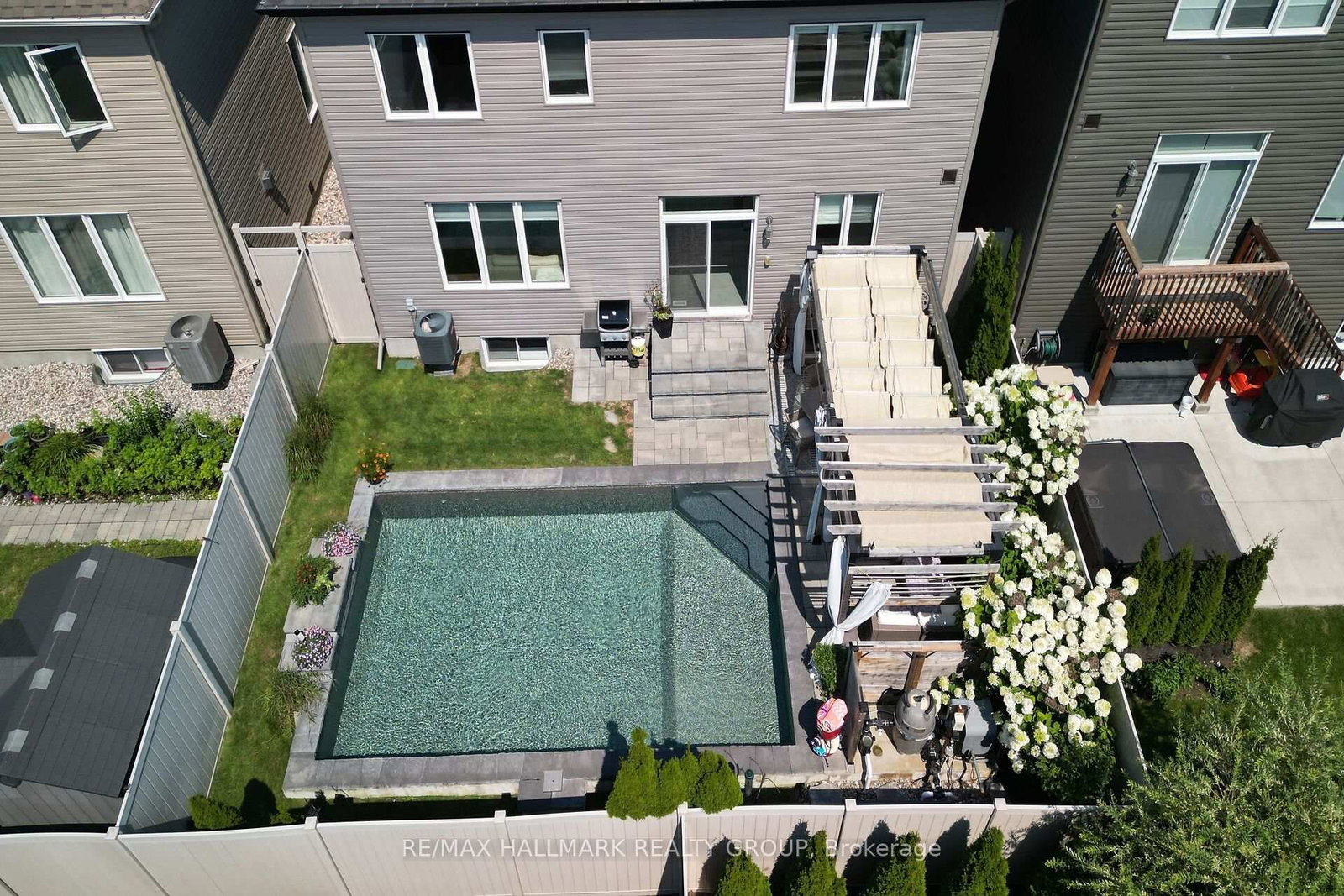 636 Eagle Crest Heights • Ottawa, ON photo 48