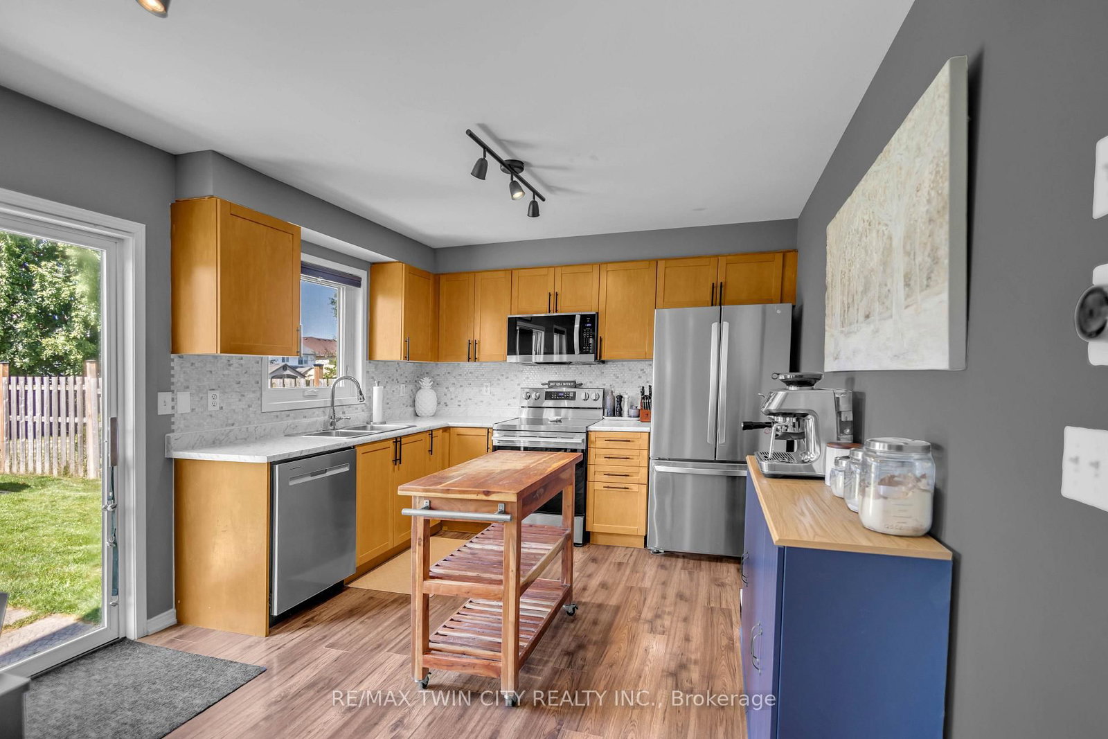 30 Stowe Terrace • Brantford, ON photo 10