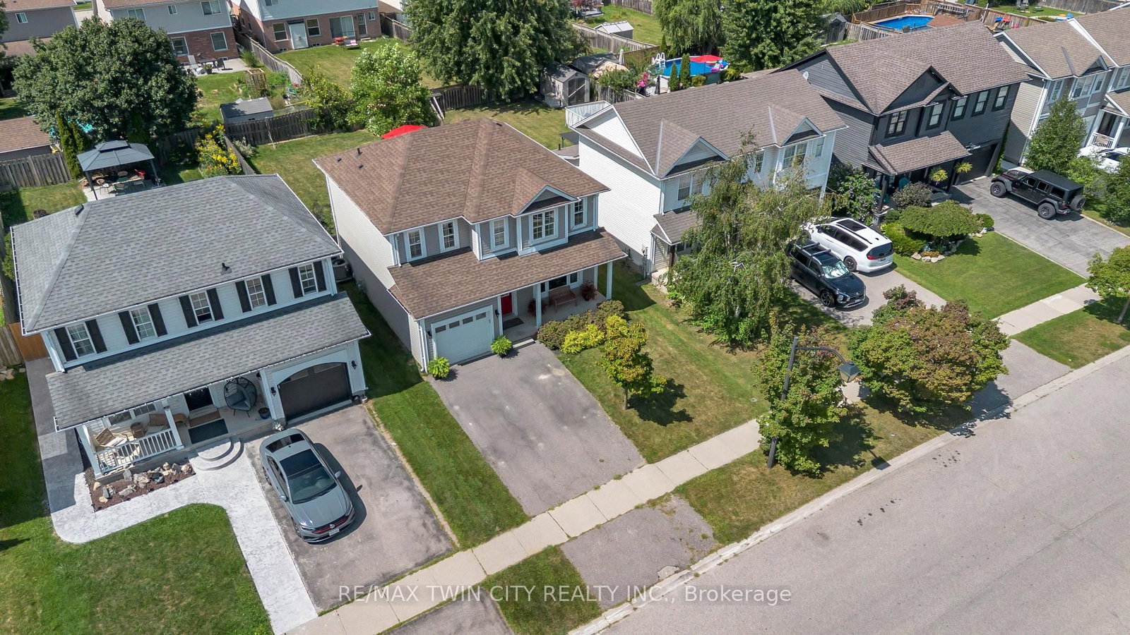 30 Stowe Terrace • Brantford, ON photo 36