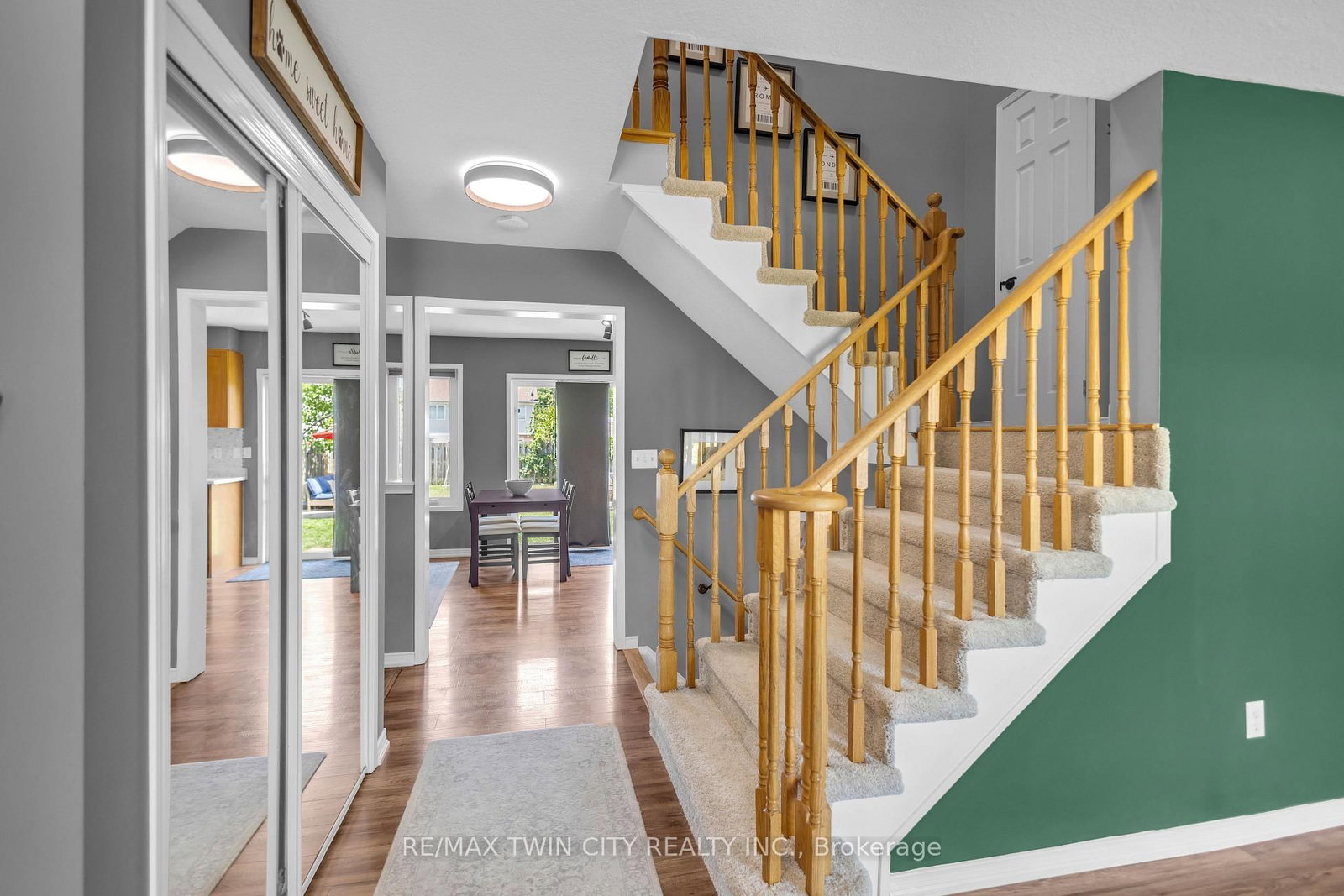 30 Stowe Terrace • Brantford, ON photo 8