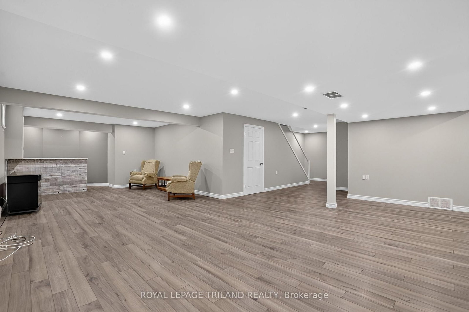 52 Ilderbrook Circle • Middlesex Centre, ON photo 33