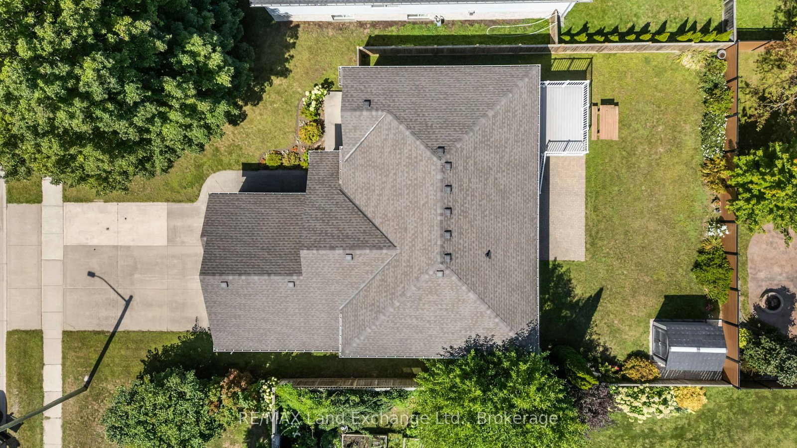 513 Peirson Avenue • Saugeen Shores, ON photo 6