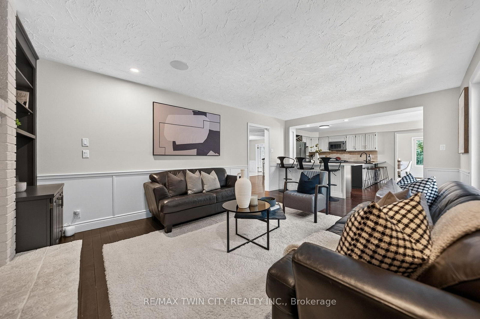 50 Roehampton Court • Kitchener, ON photo 17
