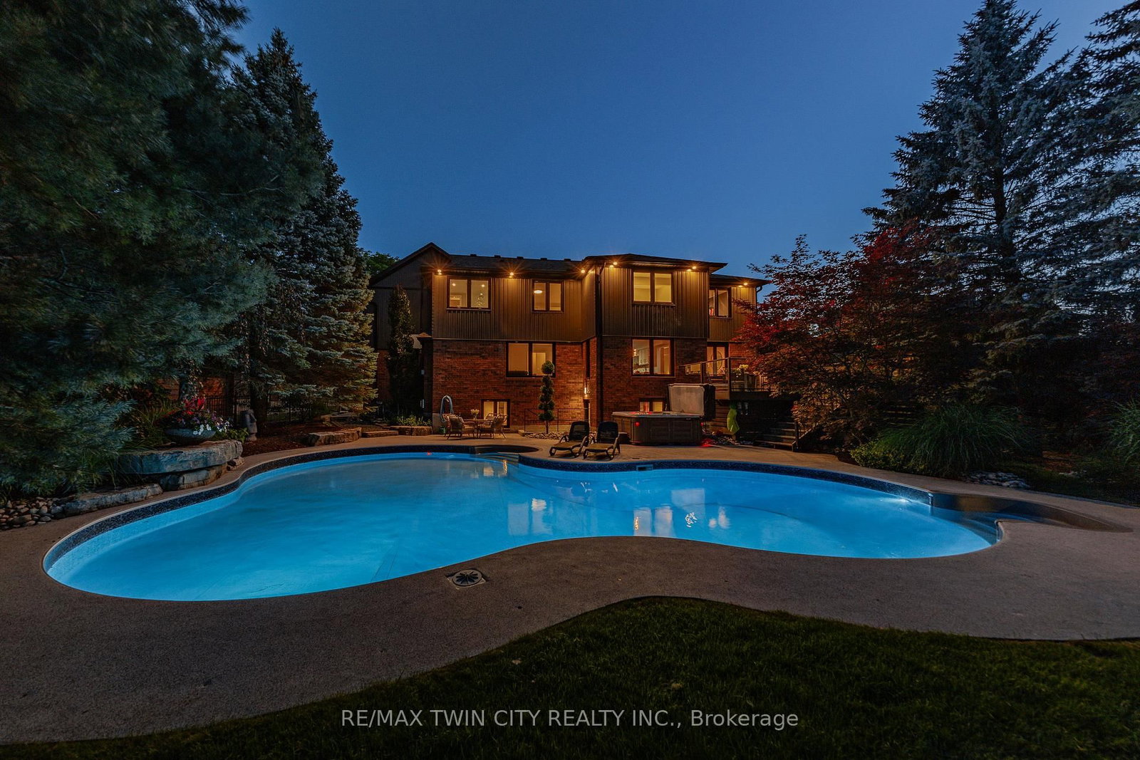 50 Roehampton Court • Kitchener, ON photo 43