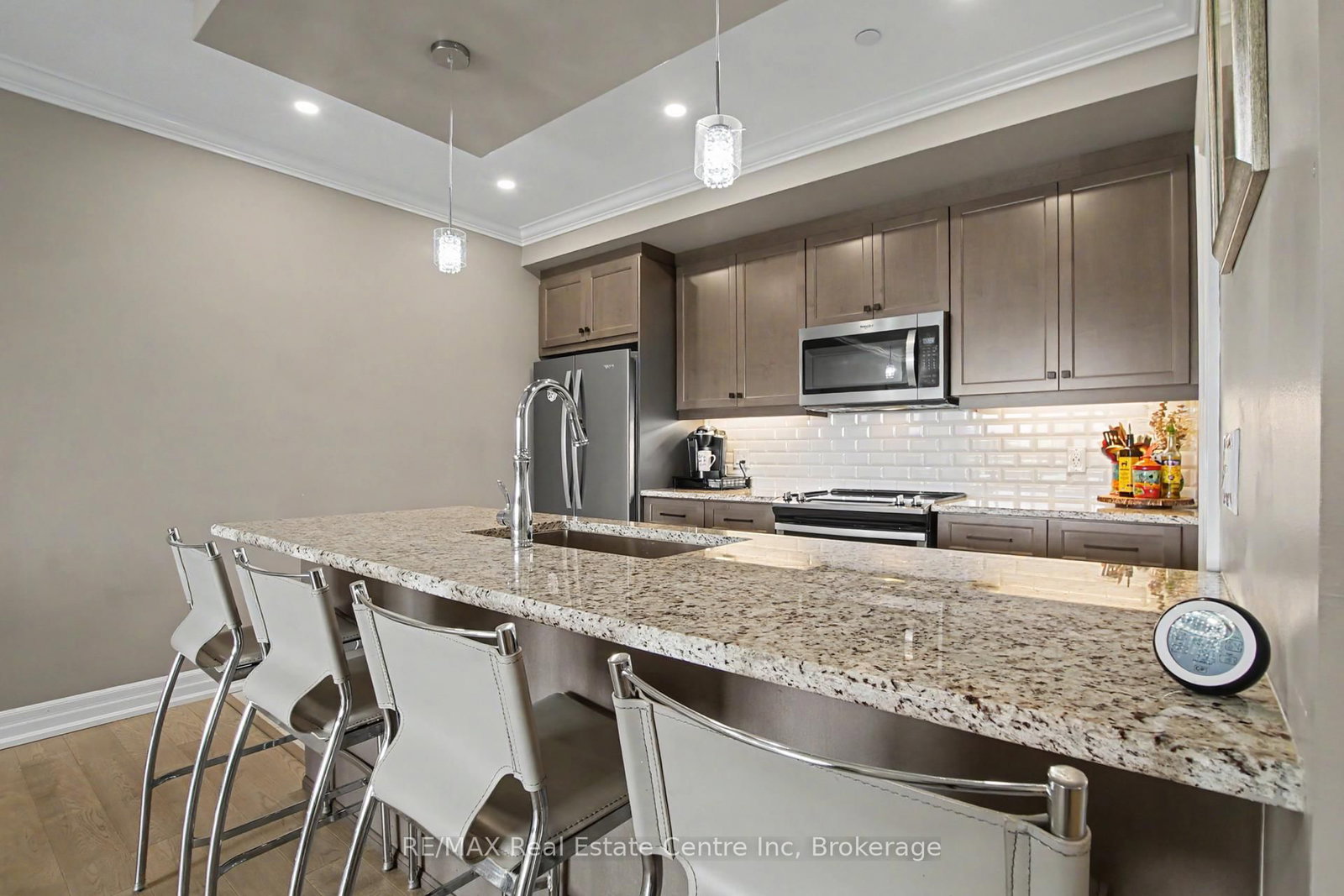 1878 Gordon Street • #401 • Guelph, ON photo 9