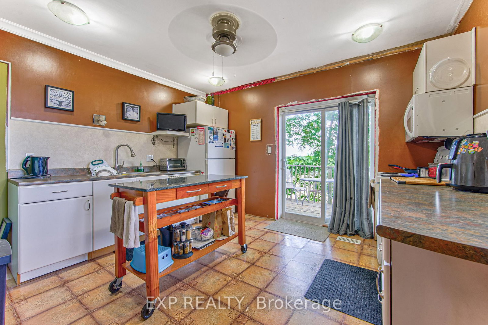 153 Fountain Street N • Cambridge, ON photo 11