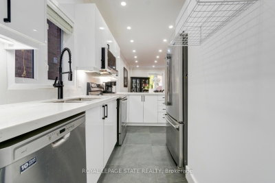 33 Panorama Way • Hamilton, ON photo 6