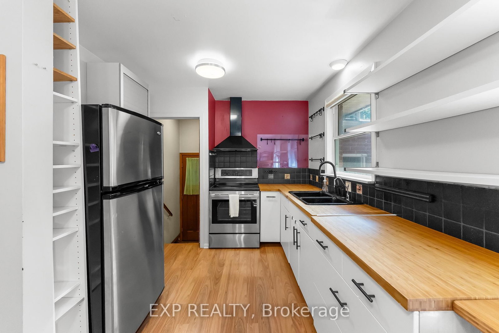 186A Lakeshore Road • St. Catharines, ON photo 15