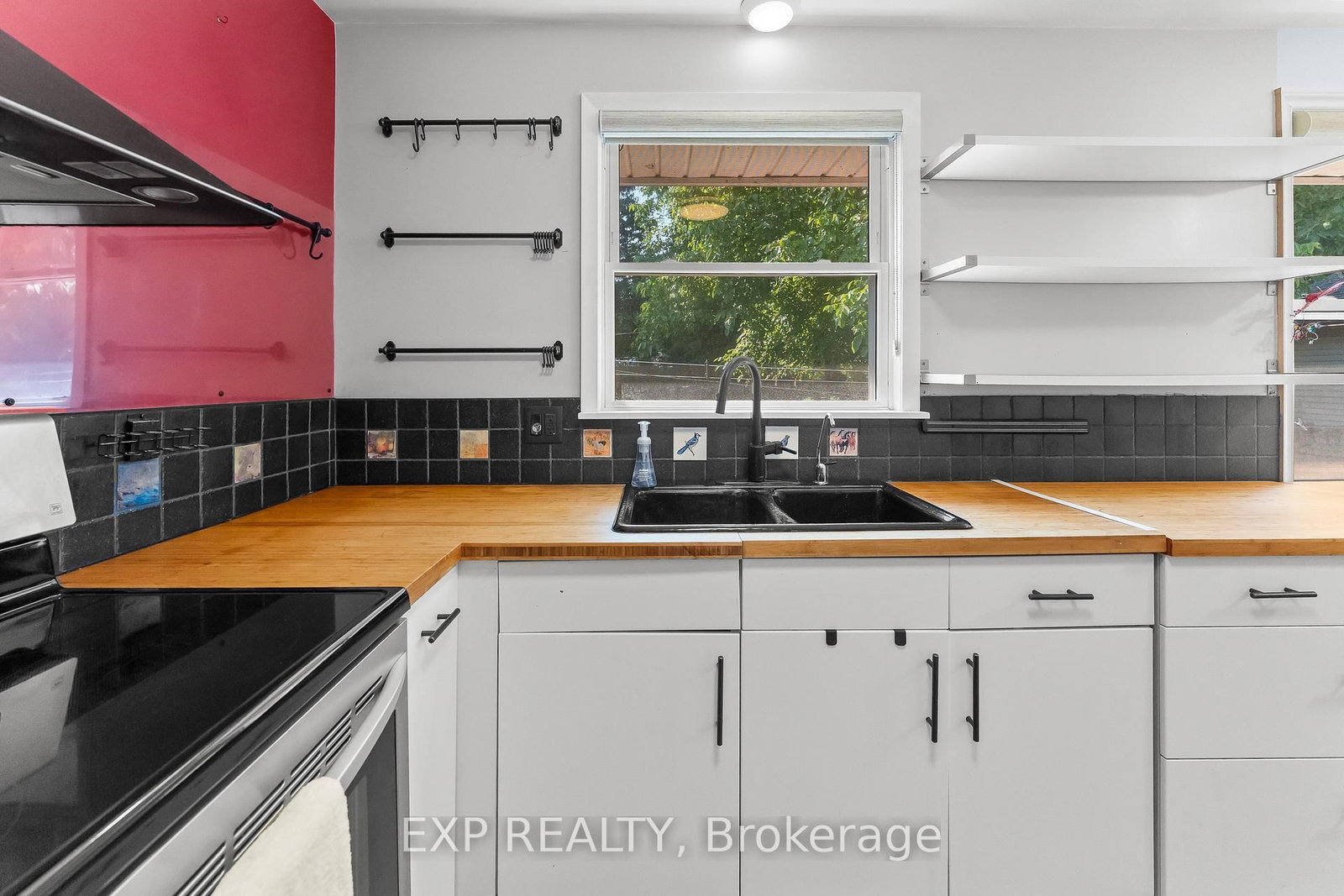 186A Lakeshore Road • St. Catharines, ON photo 16