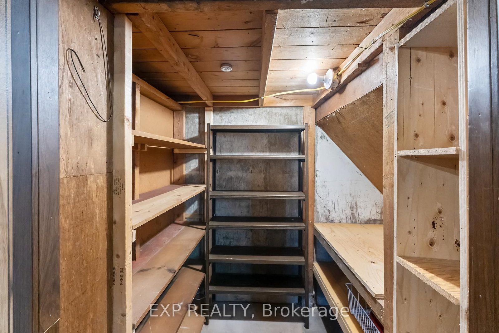 186A Lakeshore Road • St. Catharines, ON photo 29