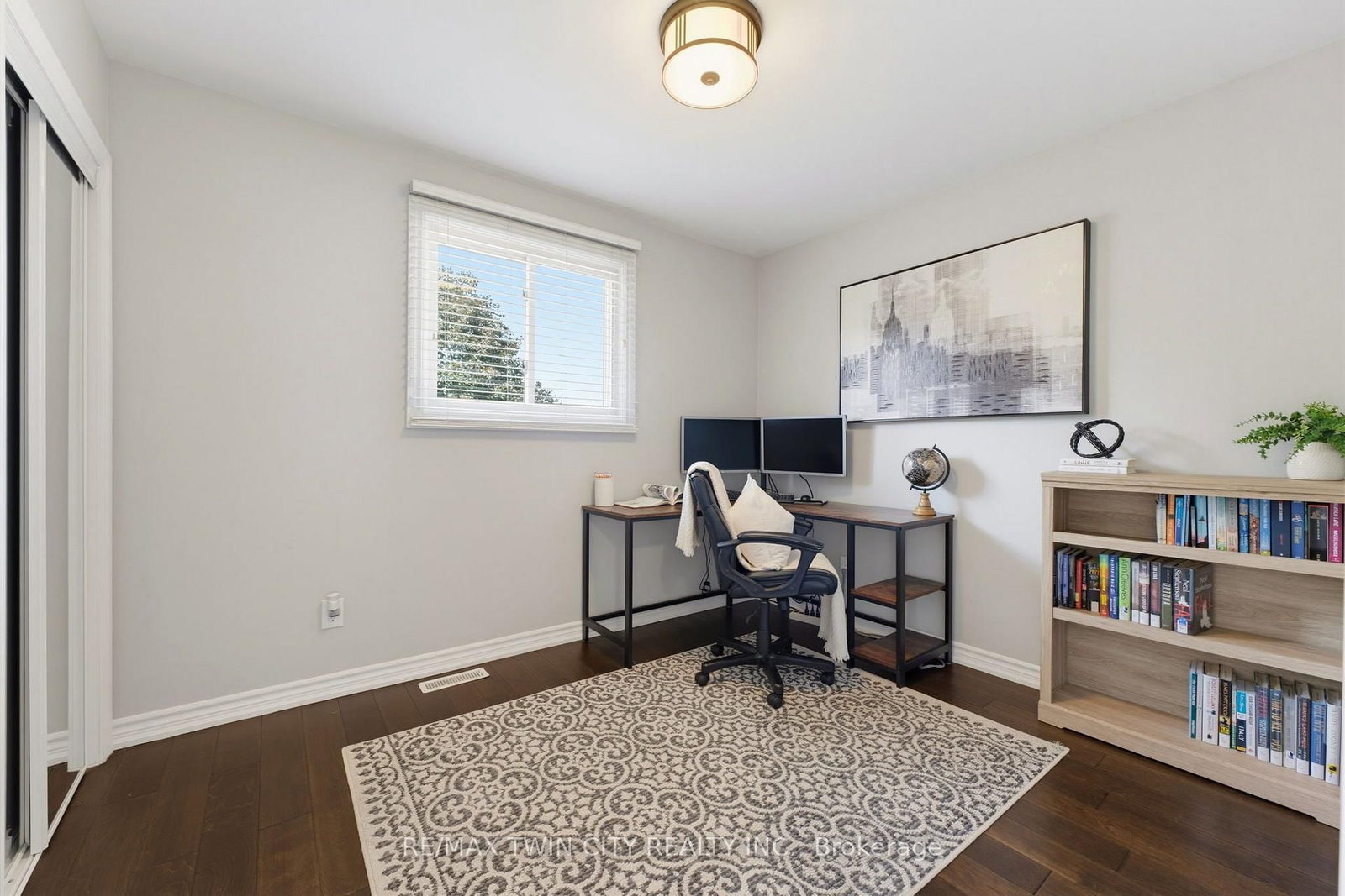 20 Clover Court • Brant, ON photo 17