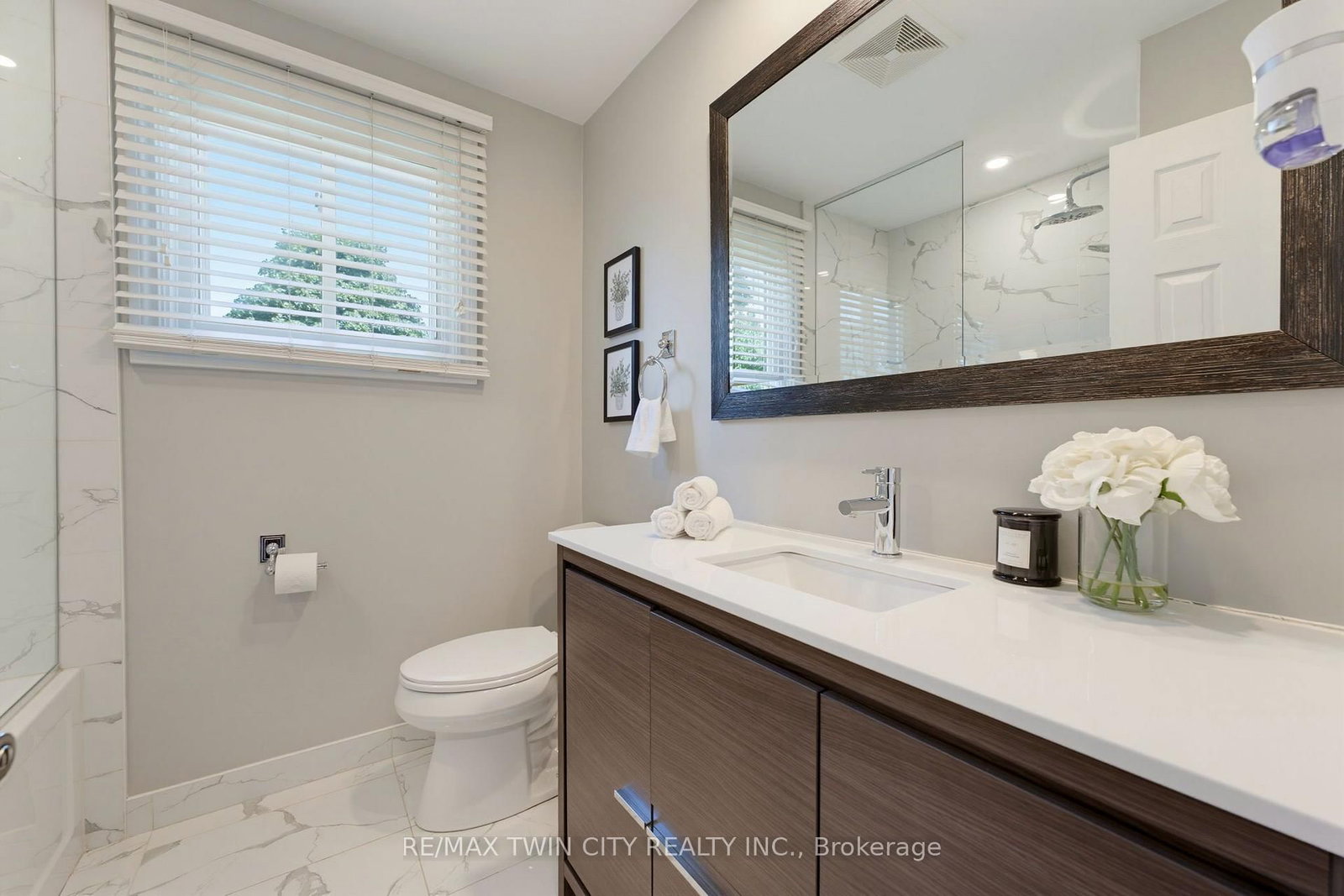20 Clover Court • Brant, ON photo 19