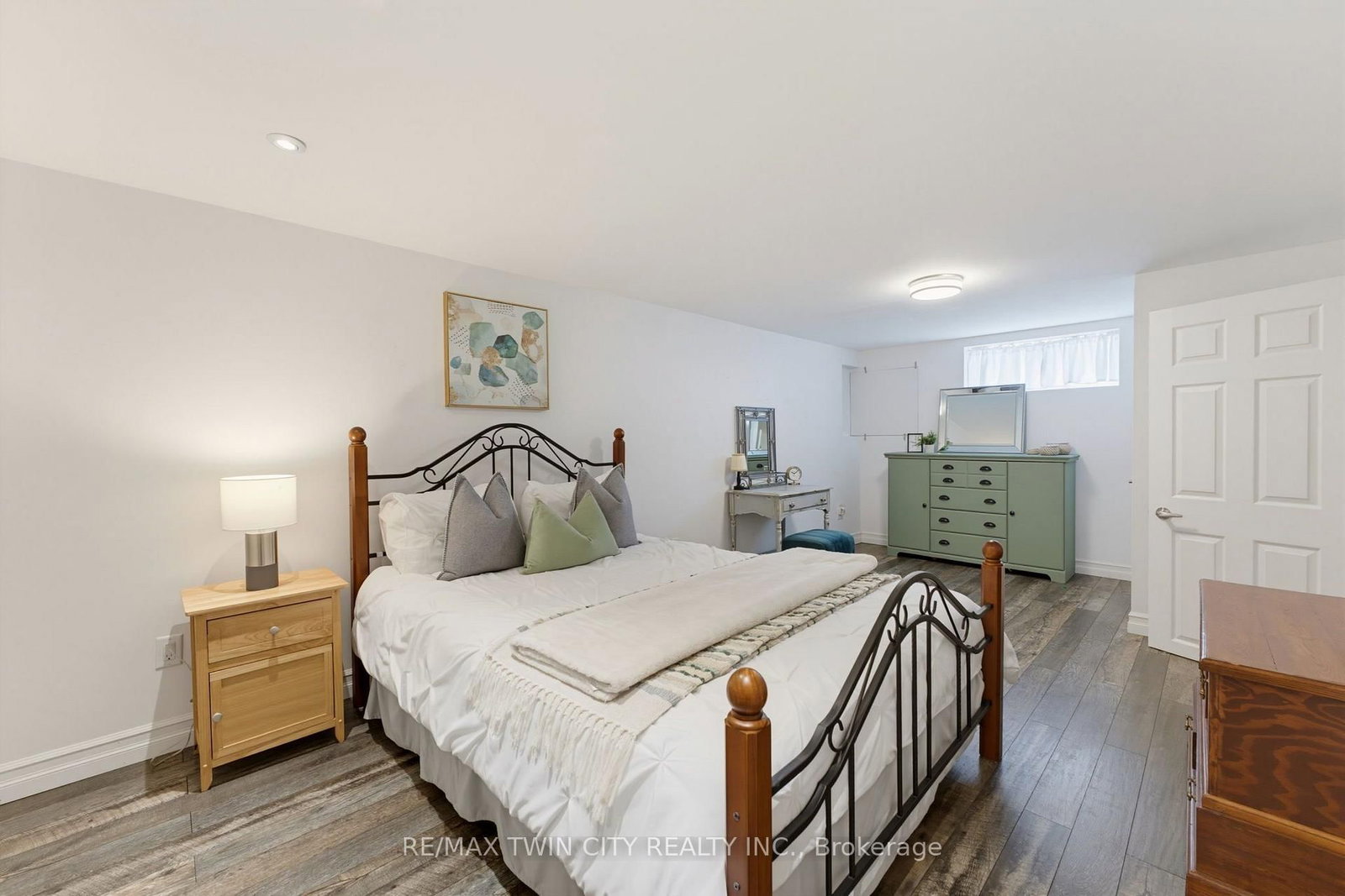 20 Clover Court • Brant, ON photo 27