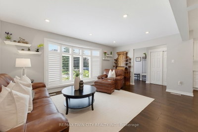 20 Clover Court • Brant, ON photo 6