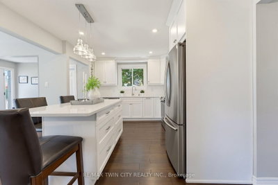 20 Clover Court • Brant, ON photo 9