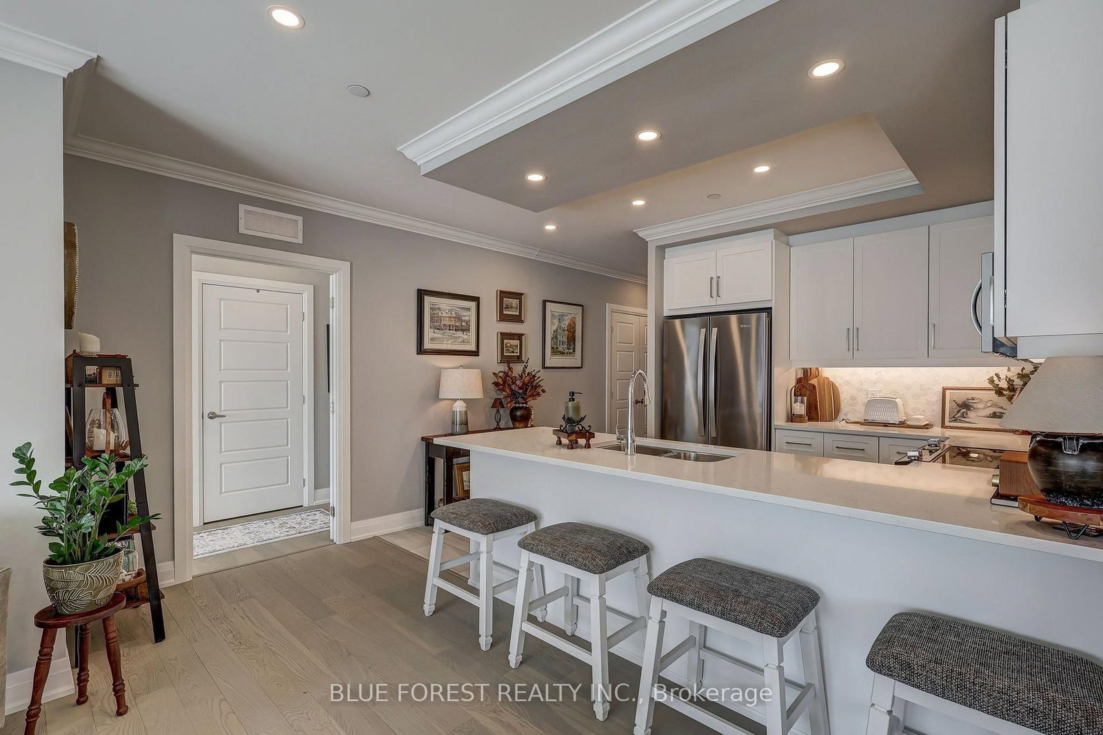 1975 Fountain Grass Drive • #105 • London South, ON photo 8