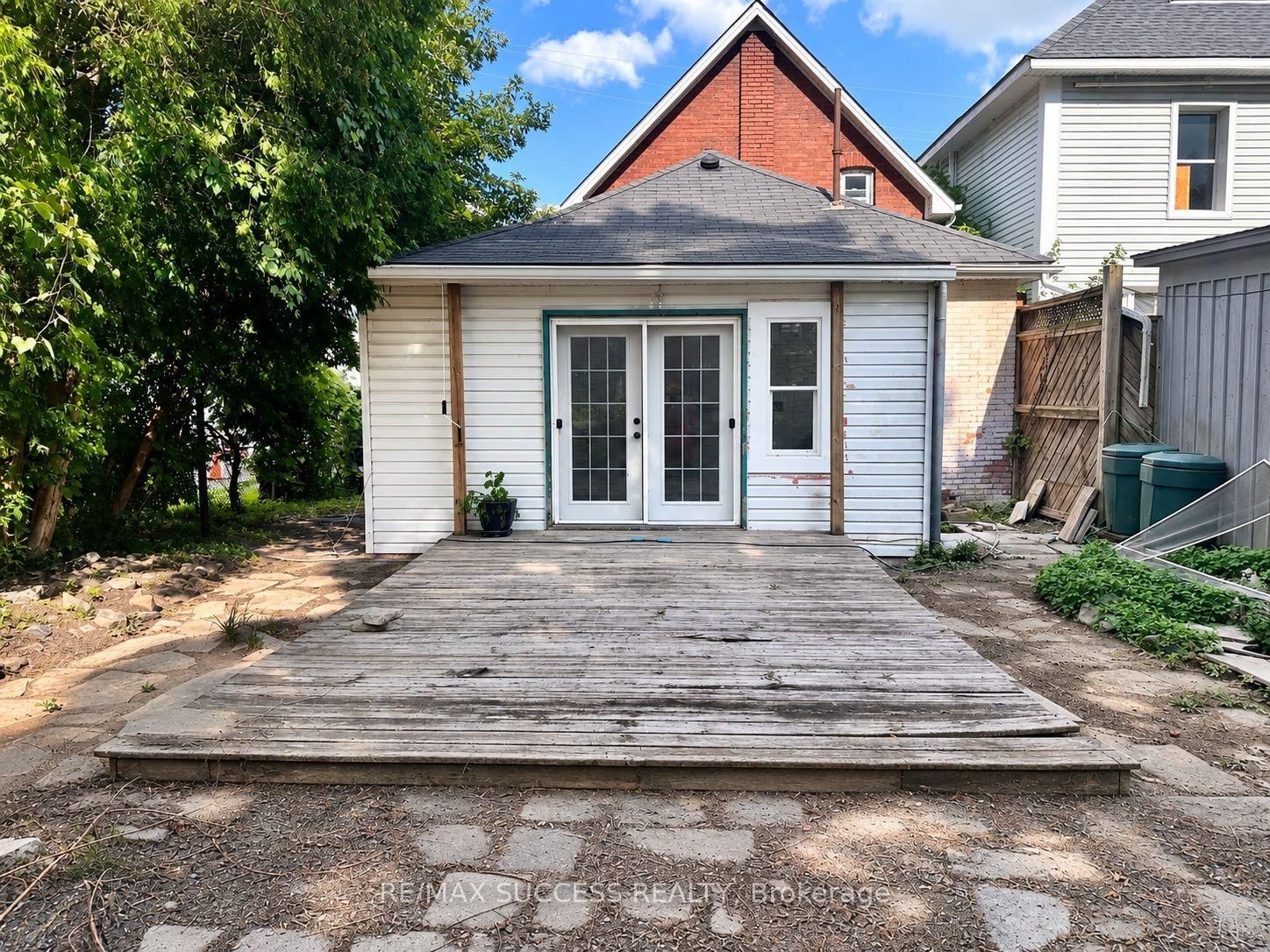 21 Webling Street • Brantford, ON photo 23