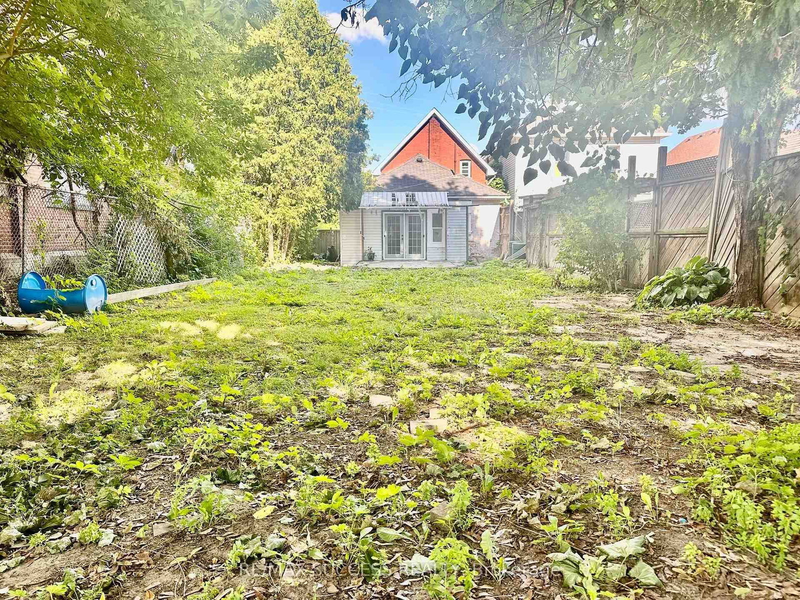 21 Webling Street • Brantford, ON photo 24