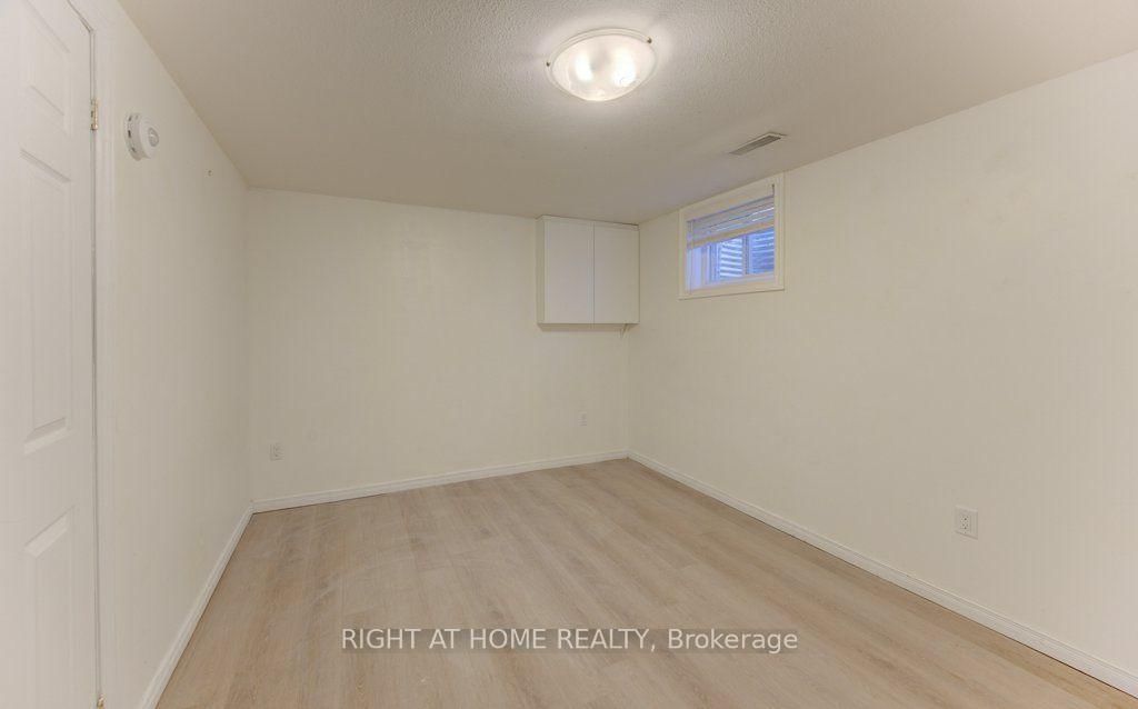 204 Holborn Drive • Kitchener, ON photo 16