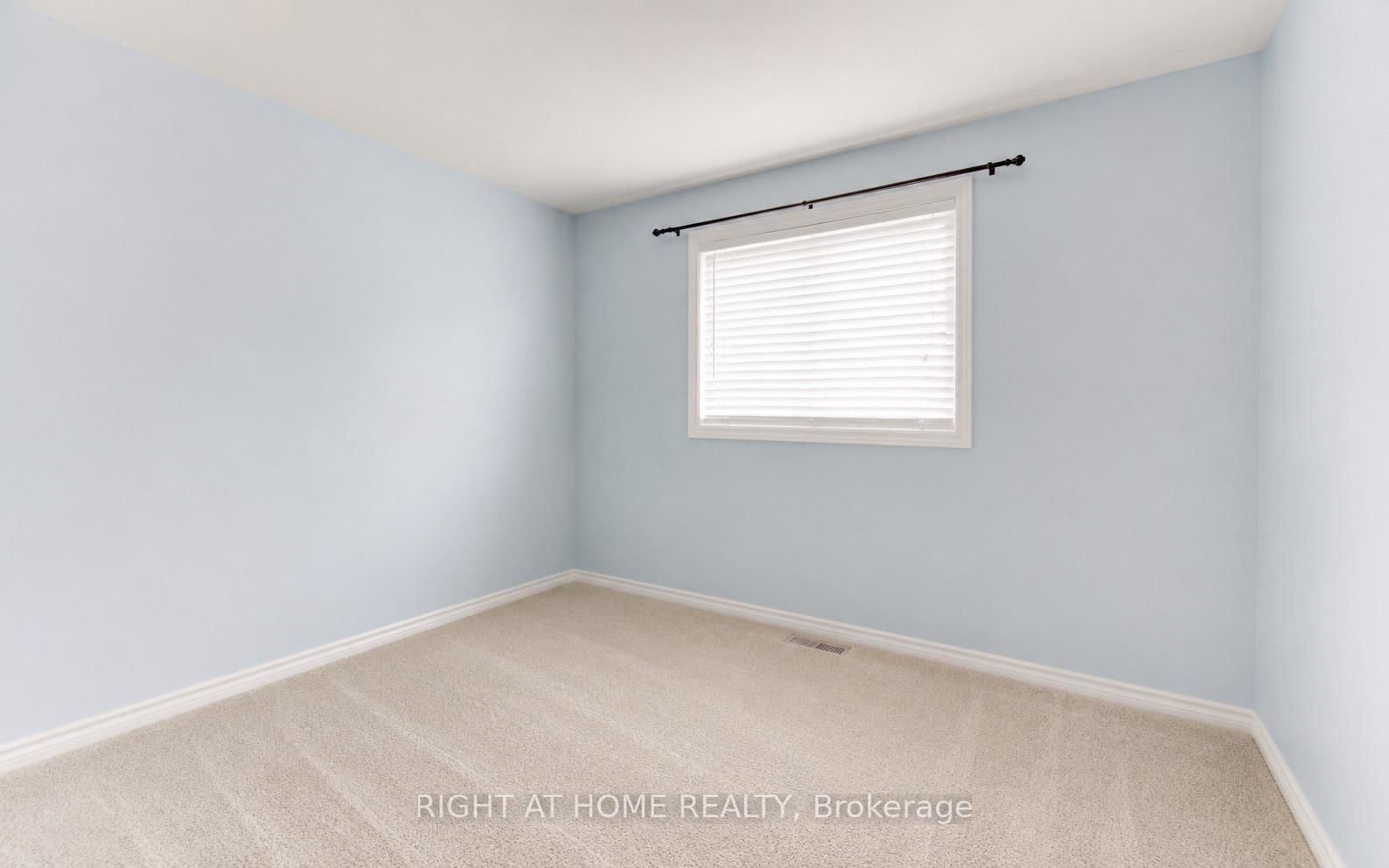 204 Holborn Drive • Kitchener, ON photo 8