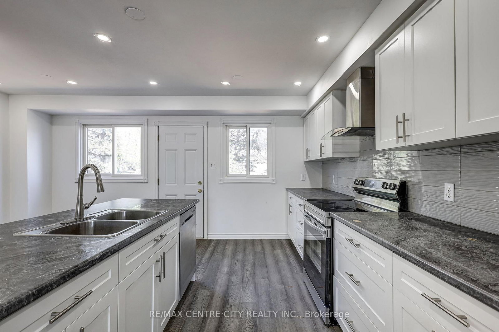 1443 Huron Street • #41 • London East, ON photo 11