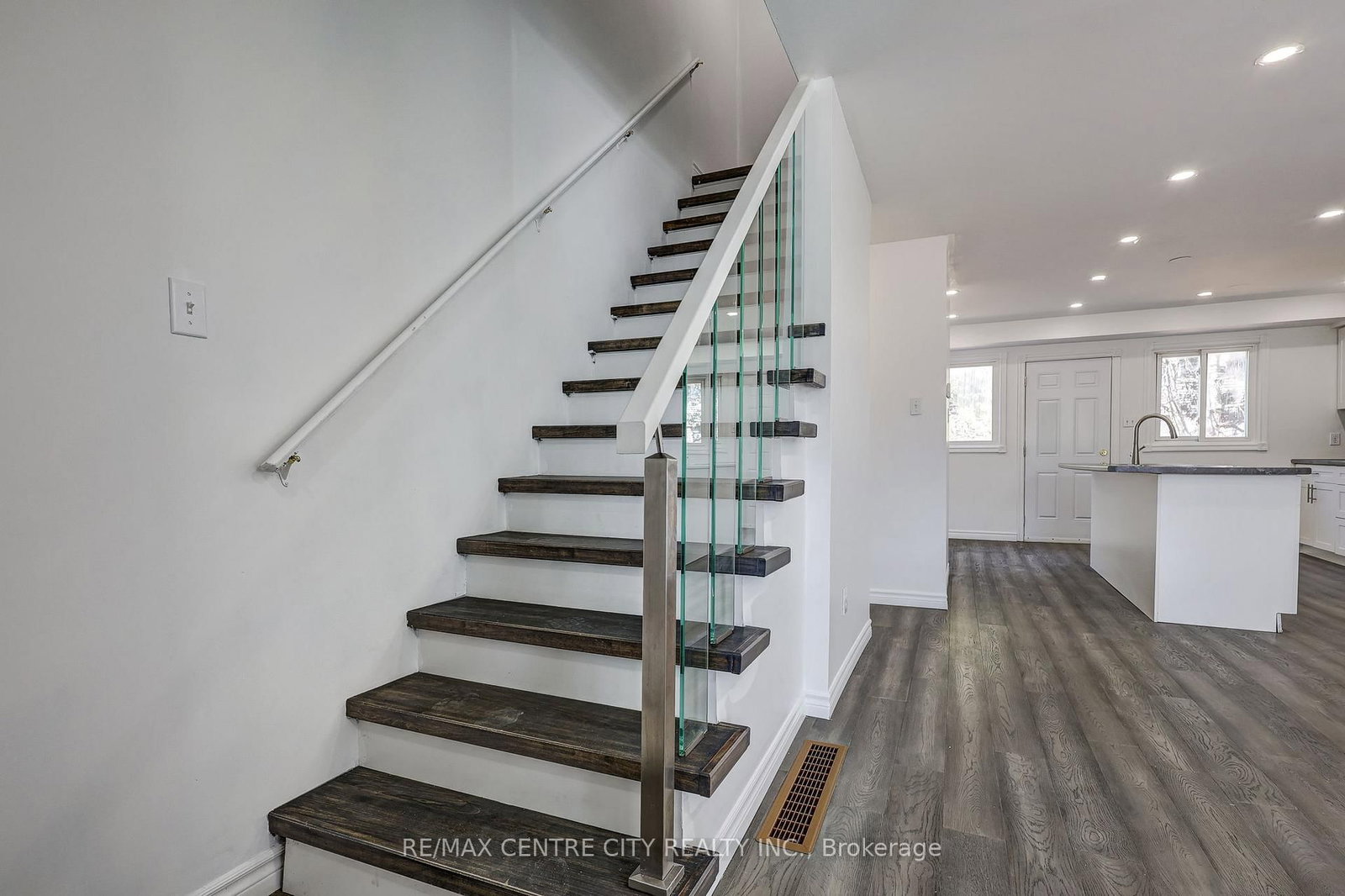 1443 Huron Street • #41 • London East, ON photo 21