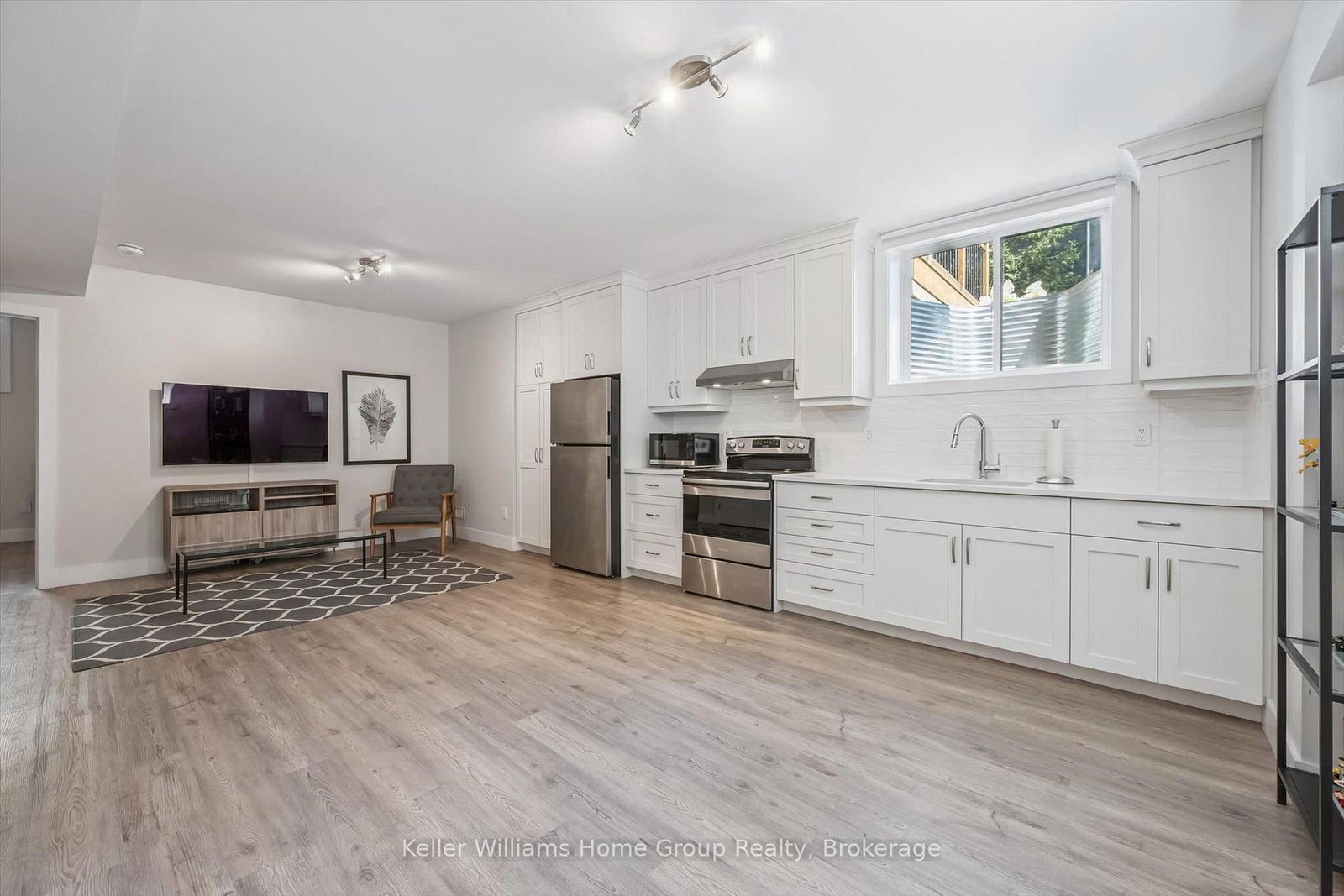 24 FOREST HILL Drive • Guelph, ON photo 31