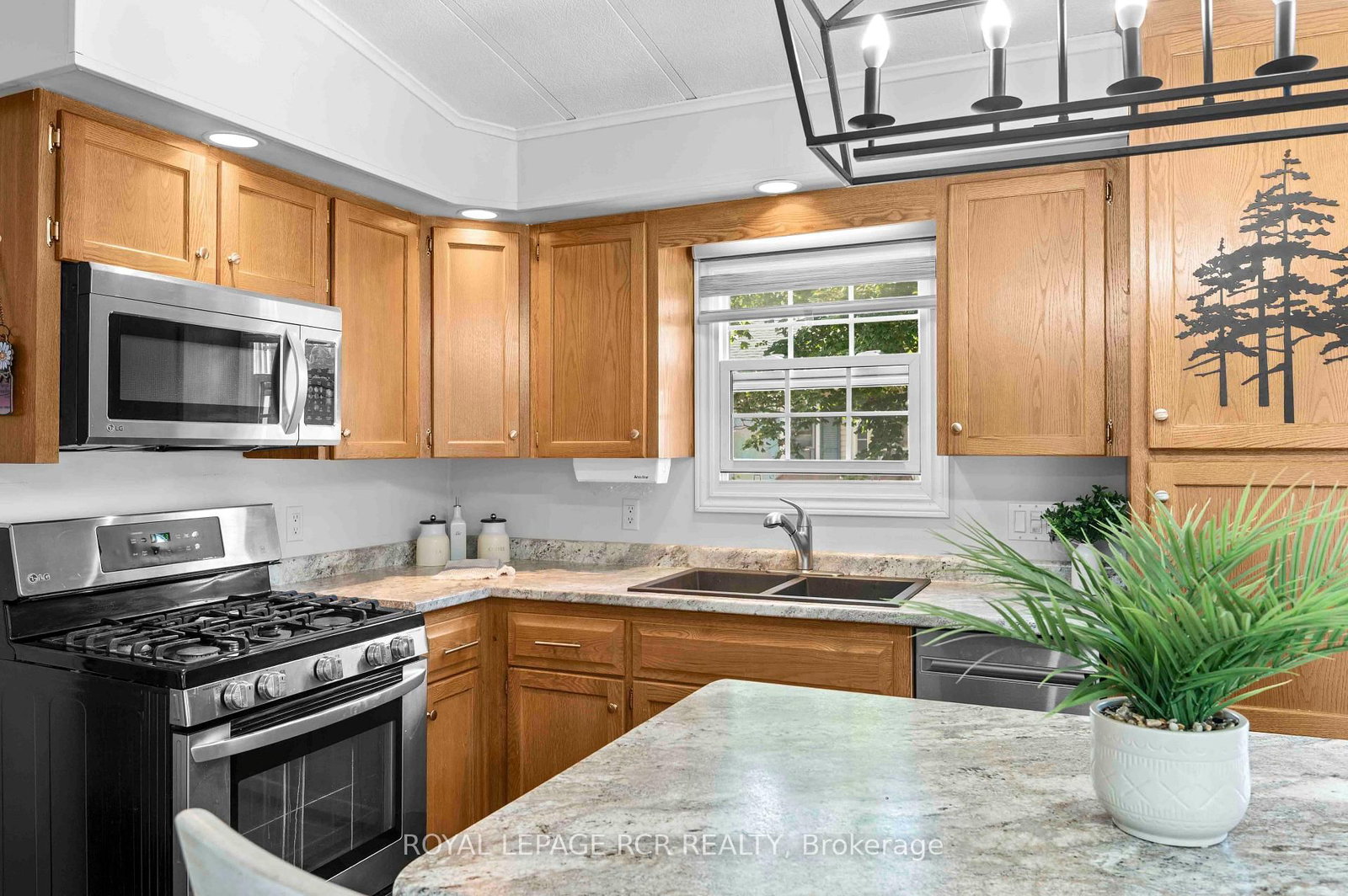 465 Spruce Street • Centre Wellington, ON photo 19