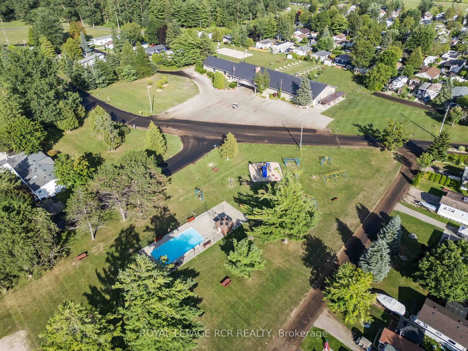 465 Spruce Street • Centre Wellington, ON photo 37