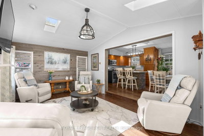 465 Spruce Street • Centre Wellington, ON photo 8