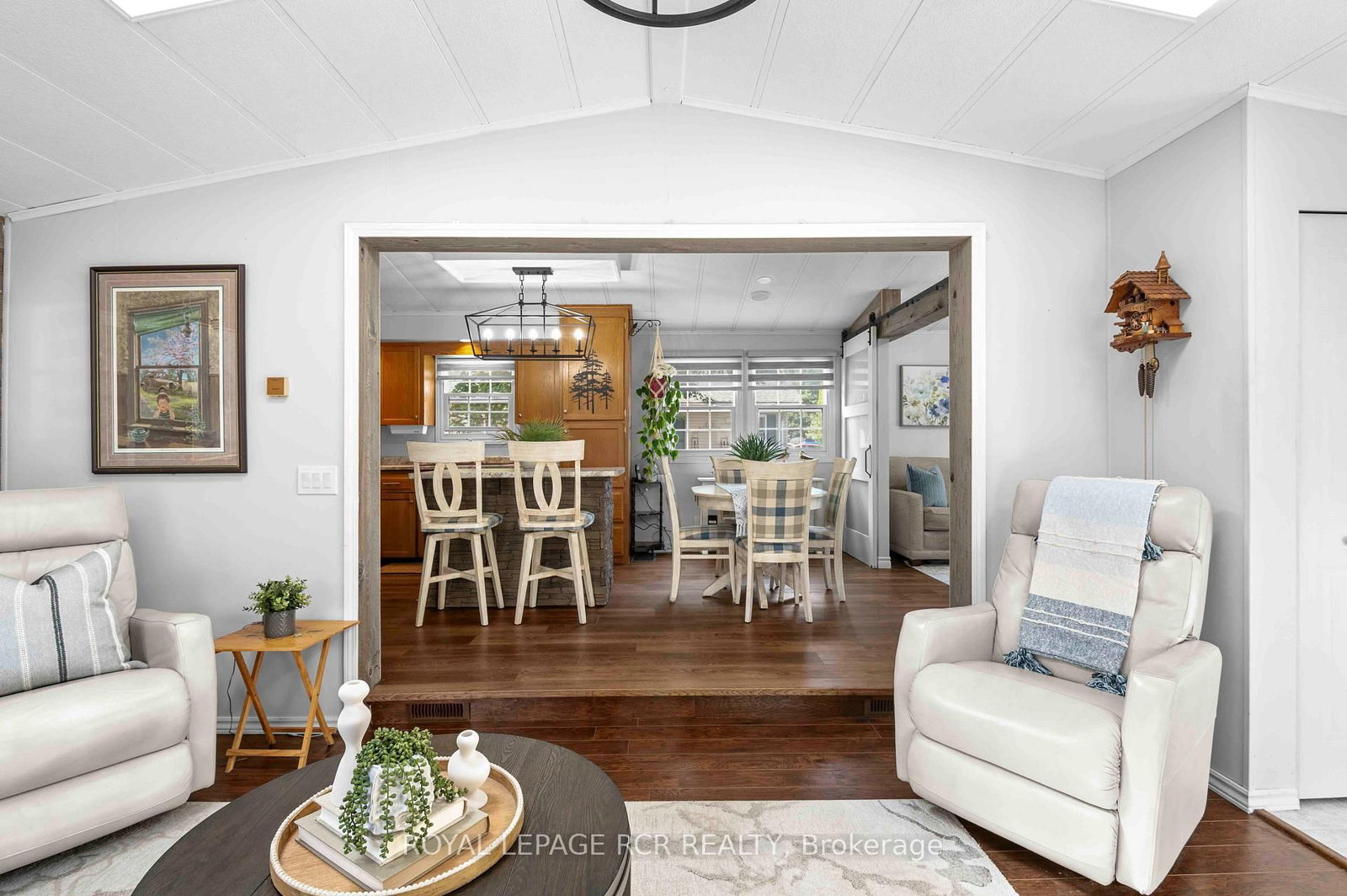 465 Spruce Street • Centre Wellington, ON photo 9
