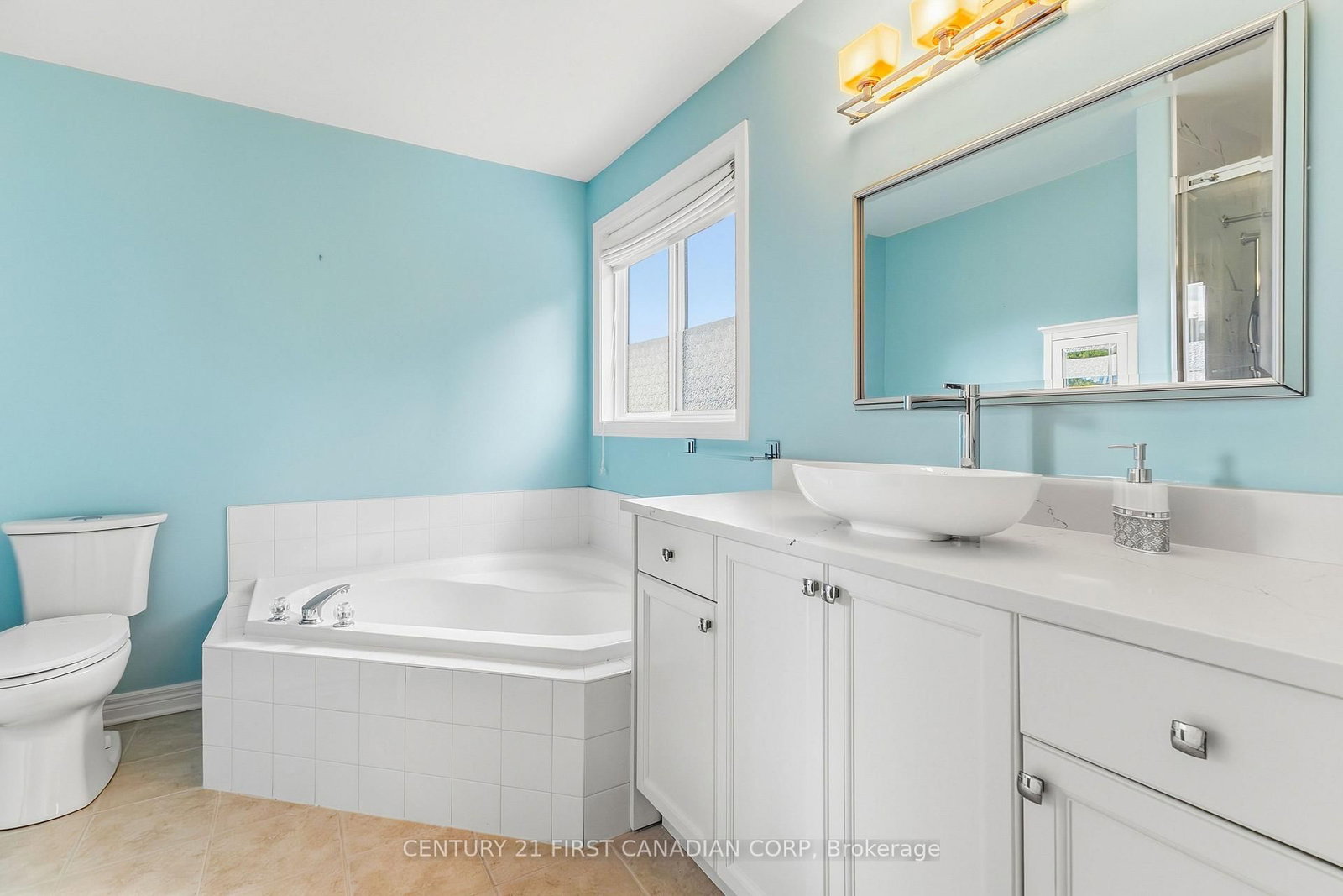 1223 Thornley Street • London South, ON photo 29
