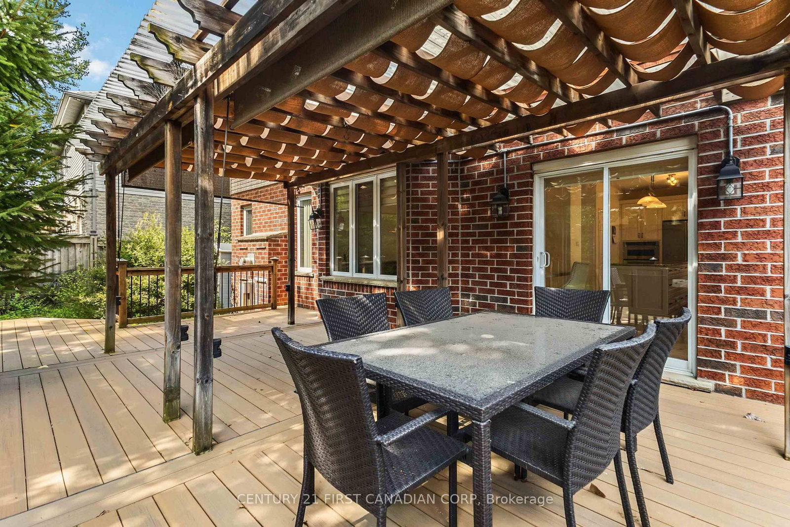 1223 Thornley Street • London South, ON photo 46