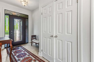 1223 Thornley Street • London South, ON photo 6