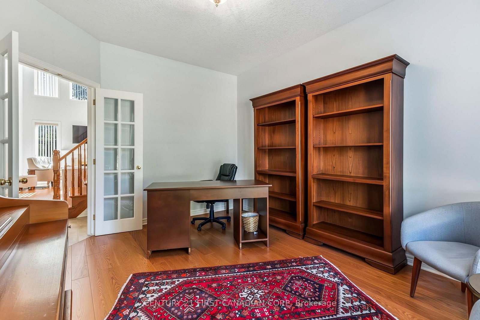 1223 Thornley Street • London South, ON photo 9