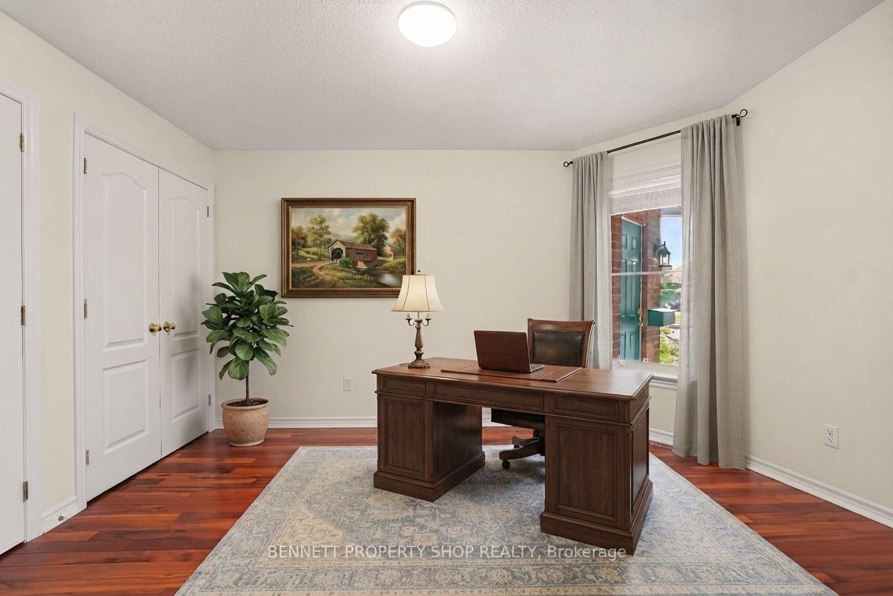 4219 Green Gables Lane • Ottawa, ON photo 9