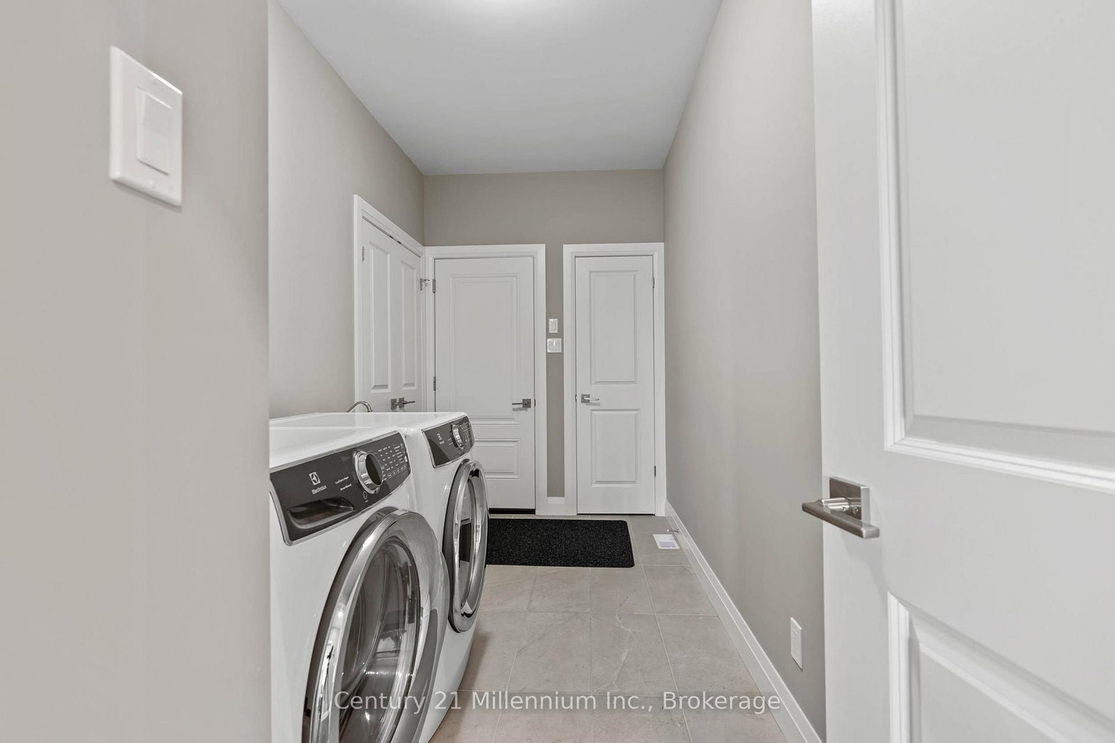401 Algoma Crescent • Georgian Bluffs, ON photo 34