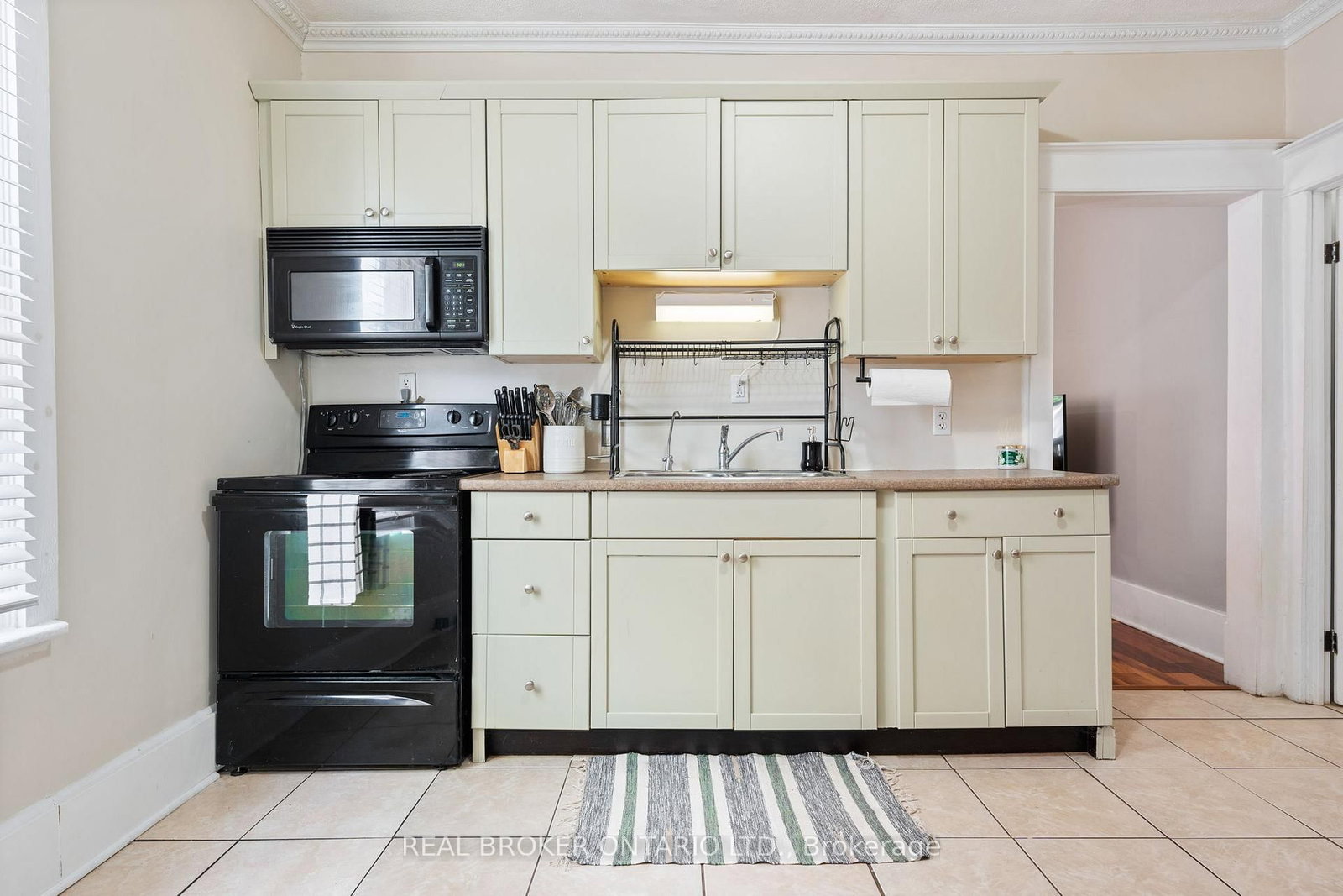 30 DUNDAS Street • Brantford, ON photo 10