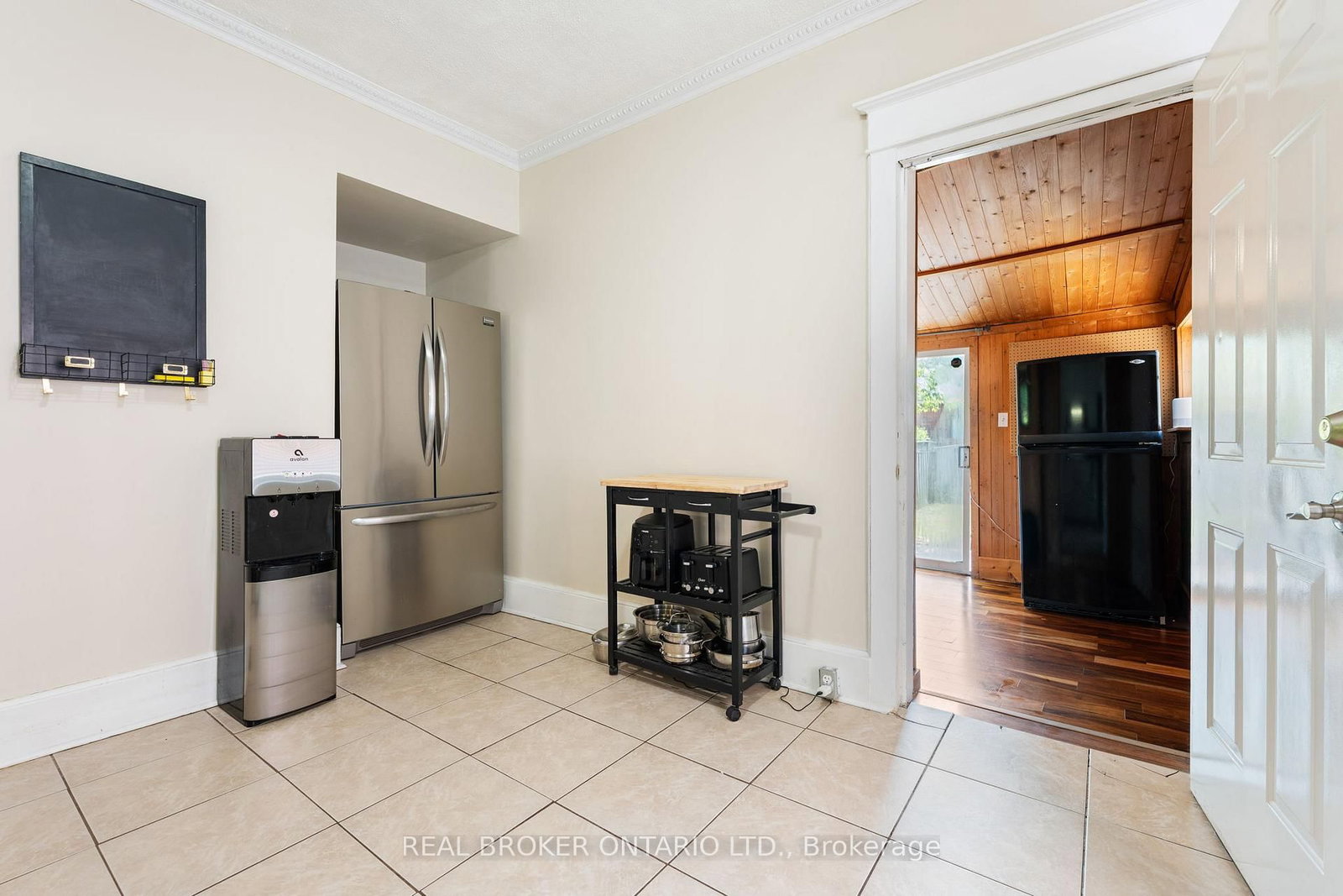30 DUNDAS Street • Brantford, ON photo 11
